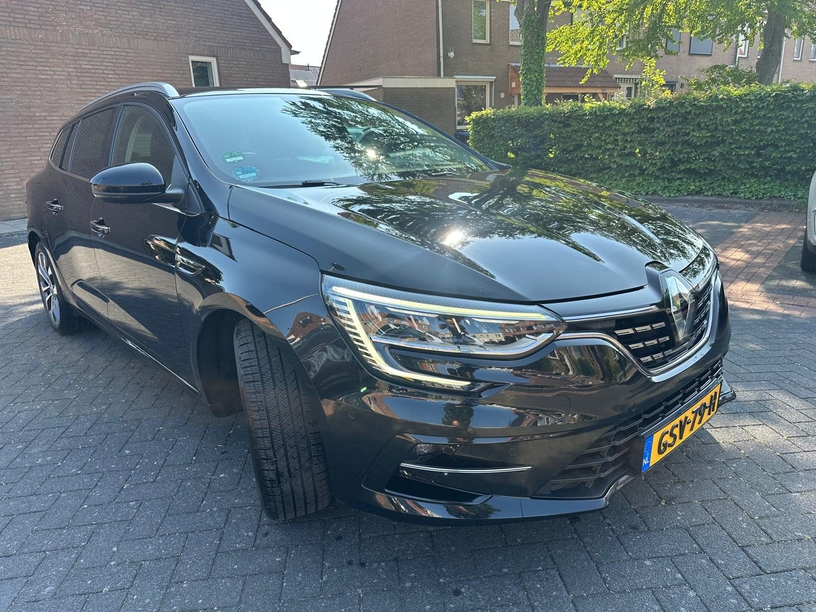 Renault Mégane 1.6 E-tech Plug-in Hybrid 160pk 2021 Zwart, Auto's, Renault, Mégane, ABS, Achteruitrijcamera, Adaptieve lichten
