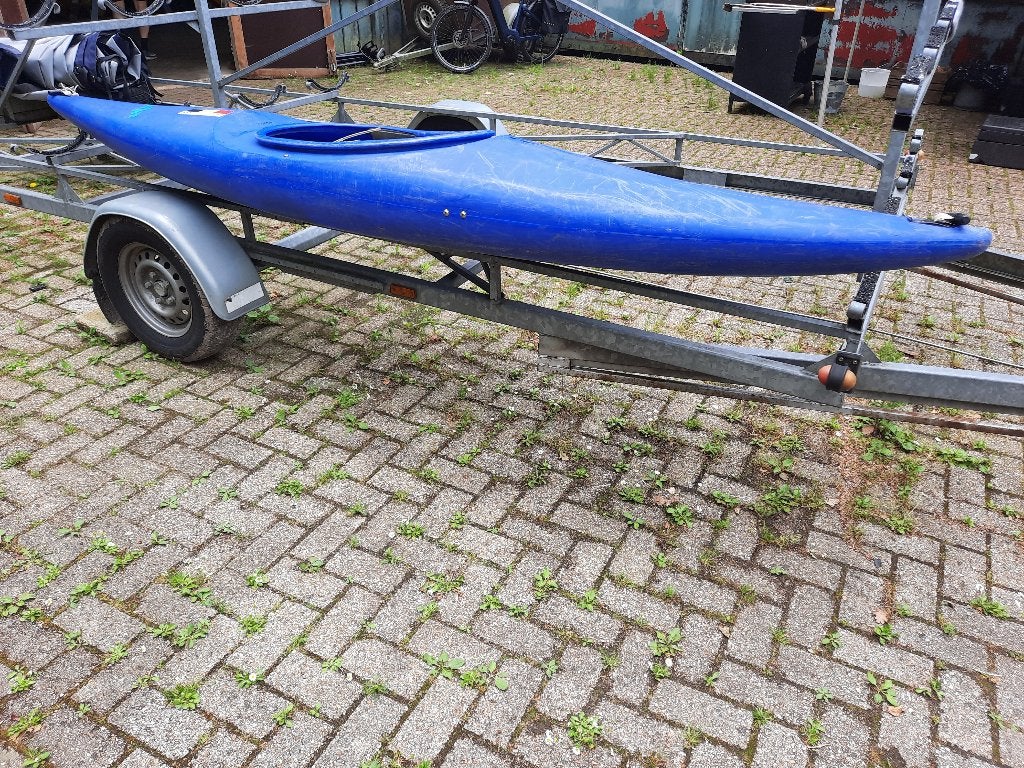 Wildwaterkajak Prijon Invader, Watersport en Boten, Kajaks, Ophalen, Gebruikt, 1-persoons
