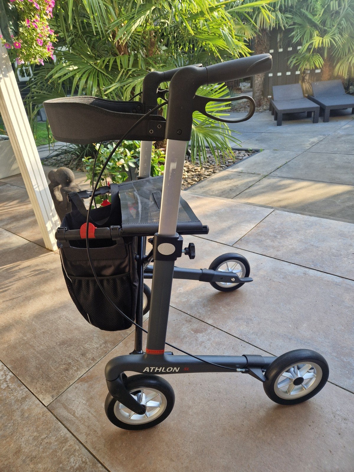 Rollator zgan, Diversen, Rollators, Ophalen, Lichtgewicht, Zo goed als nieuw