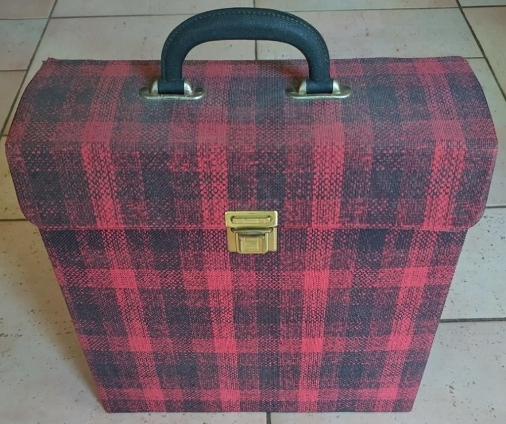 Een oude en mooie LP platenkoffer van kunststof, Ophalen of Verzenden, 1970 - 1979, Gebruikt, 12 inch