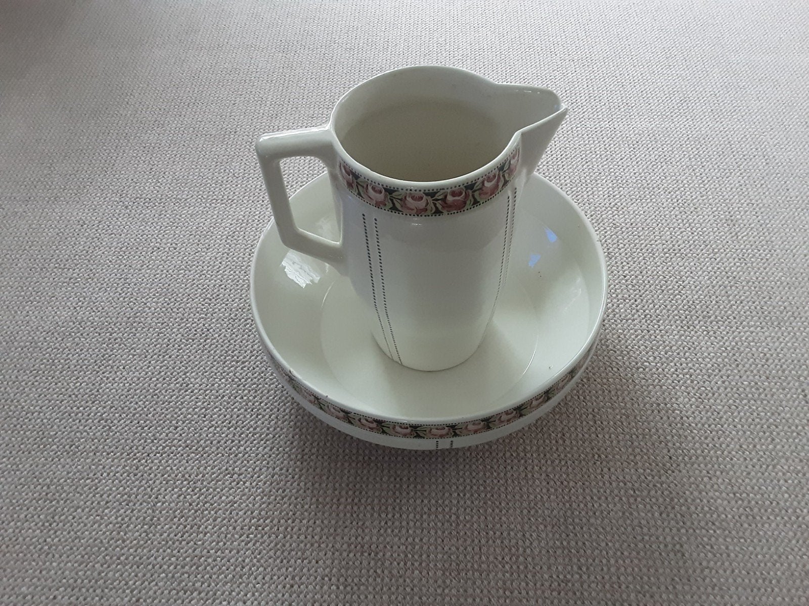 Vintage porseleinen lampetkan en schaal met bloemmotief, Antiek en Kunst, Ophalen