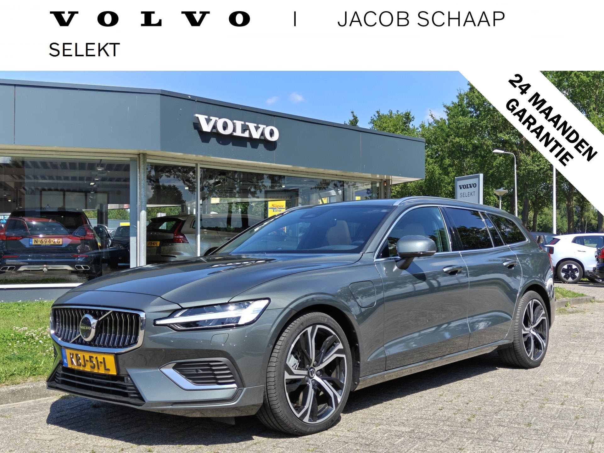 Volvo V60 T6 AWD 350PK Plug-in Hybrid Ultra Bright | Demo |, Auto's, Automaat, Euro 6, 4 cilinders, Lichtsensor