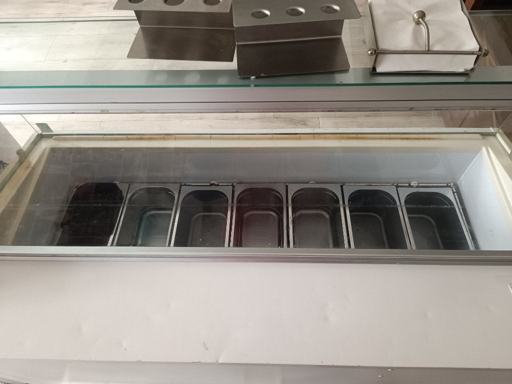 goed werkende 7 baks ijsvitrine, Witgoed en Apparatuur, Overige Witgoed en Apparatuur, Gebruikt, Ophalen