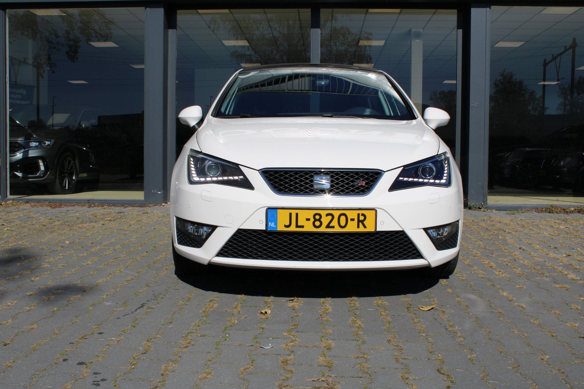 Seat Ibiza SC 1.0 EcoTSI FR Connect Panoramadak 5-deurs, Auto's, Voorwielaandrijving, Euro 6, Origineel Nederlands, Handgeschakeld