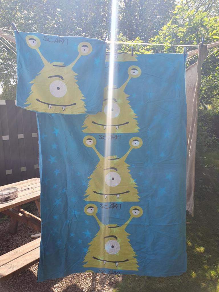 Flanellen dekbedovertrek met sterren en monsters, Ophalen, Gebruikt, Eenpersoons, Blauw