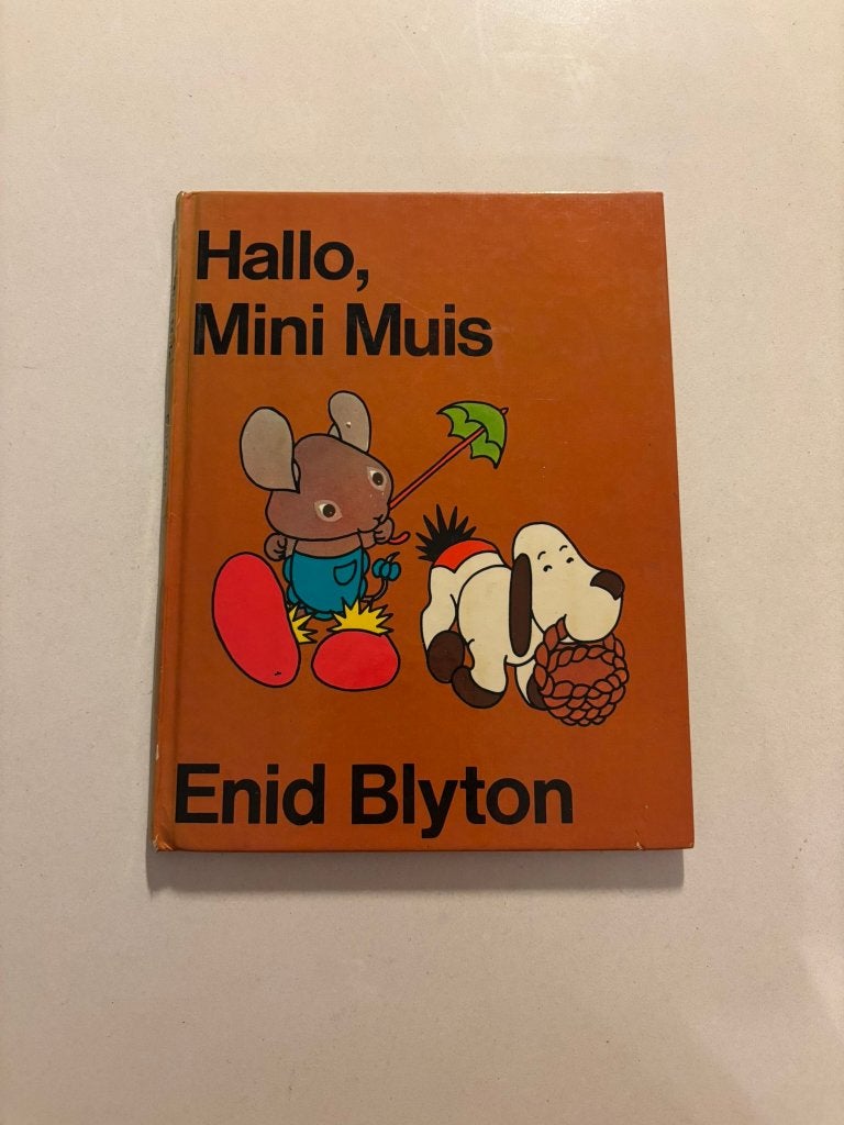 Hallo, mini muis - enid blyton vintage boekje 1973!, Gelezen, Fictie algemeen, Ophalen of Verzenden, Voorleesboek