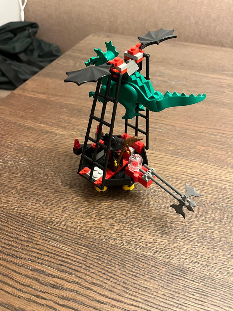 Lego 6037 Vliegende Draak - Vintage Kasteel Set, Kinderen en Baby's, Speelgoed | Duplo en Lego, Lego, Ophalen of Verzenden, Zo goed als nieuw