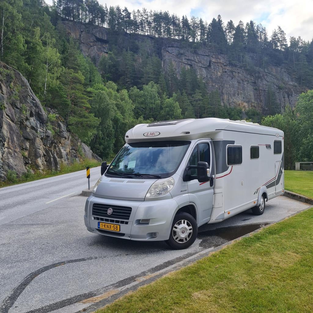 Mooie ruime camper LMC Liberty 692, Caravans en Kamperen, Campers, Ringverwarming, Fiat, Tot en met 3, Particulier