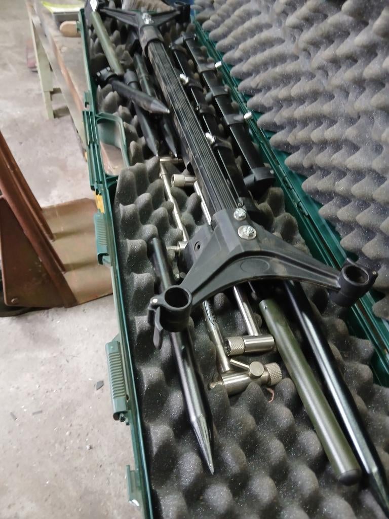 Rod Pod Set in Koffer - vis steun NIEUW, Ophalen