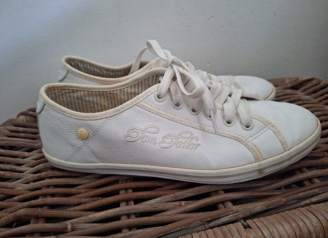 tomtrailer veterschoenen nieuw!!€2.50, Kinderen en Baby's, Ophalen of Verzenden, Nieuw