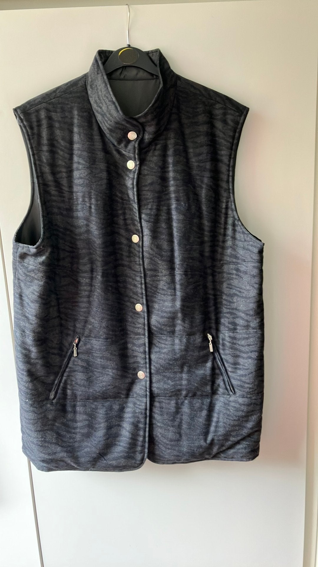 Basler. Keerbare bodywarmer. Antraciet. Maat 44/46, Kleding | Dames, Ophalen of Verzenden, Zo goed als nieuw, Grijs, Basler