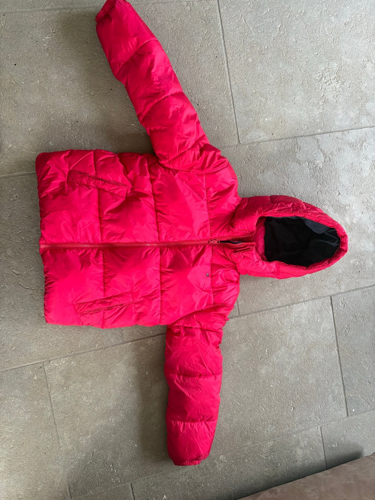 Tommy Hilfiger Puffer Jas - rood, Kinderen en Baby's, Verzenden, Zo goed als nieuw, Jongen of Meisje, Jas