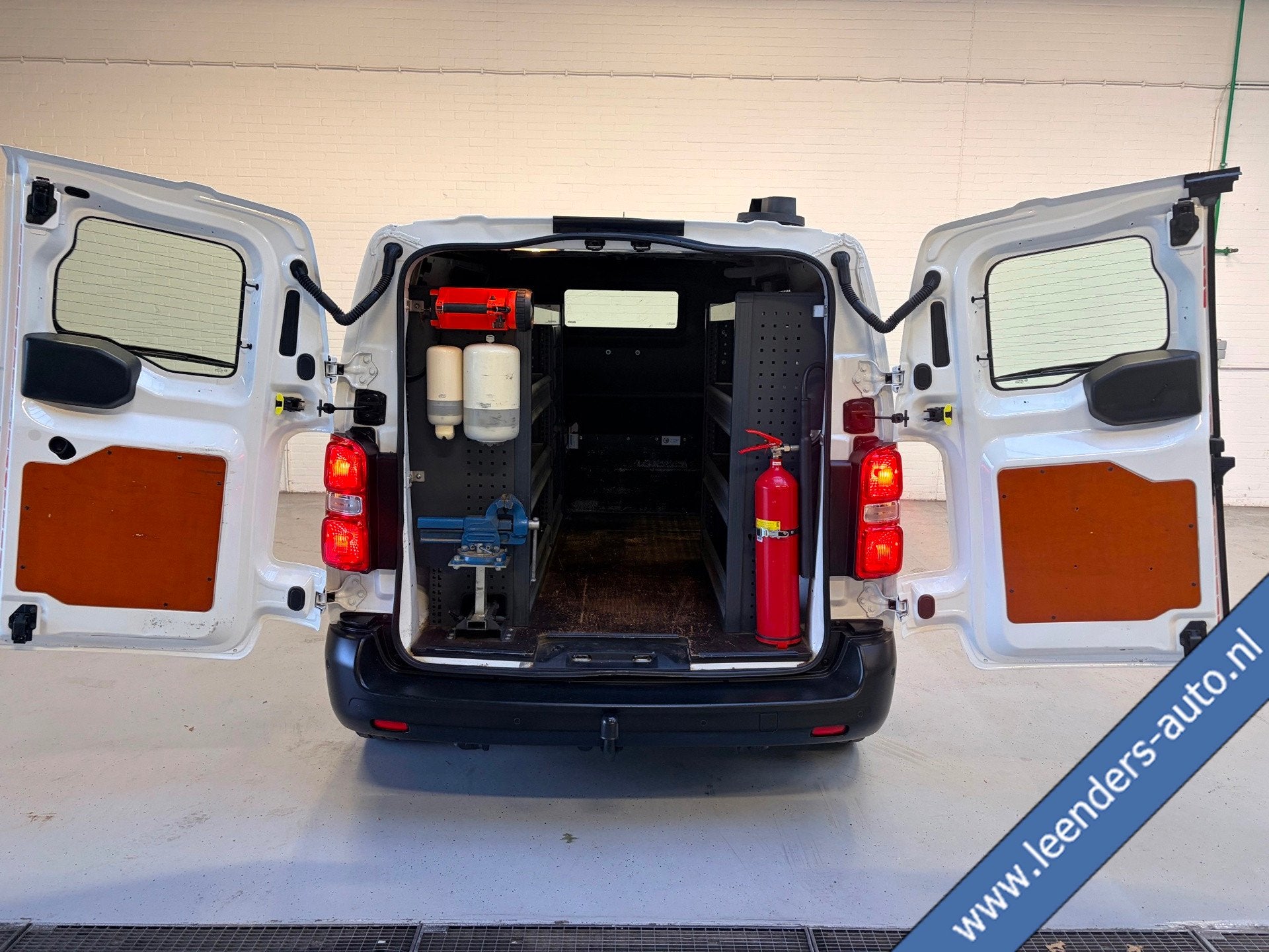 Citroen Jumpy Servicewagen 1.6 BlueHDI 95pk euro6 L2H1 V230, Auto's, Voorwielaandrijving, Dealer onderhouden, Gebruikt, Leder en Stof