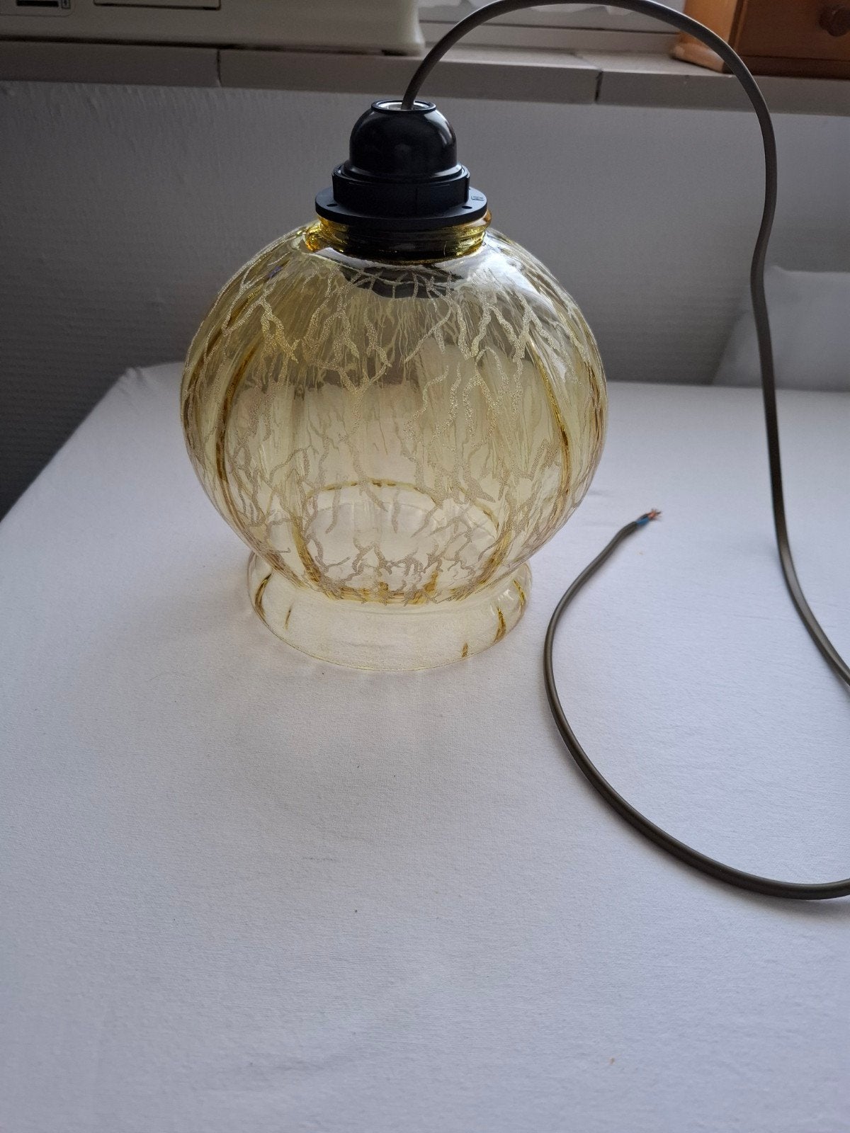 oud bewerkt glazen hanglamp, Ophalen of Verzenden, Gebruikt, Glas, E27 (groot)