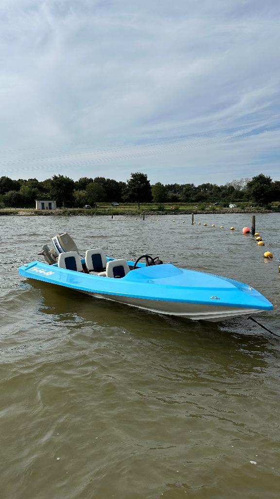 Piranha Speedboot 420 35 pk Evinrude, Watersport en Boten, Ophalen, Gebruikt, Minder dan 70 pk, 3 tot 6 meter