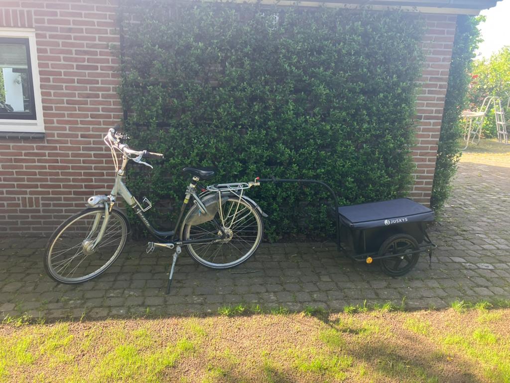 Fiets met aanhangkar, Ophalen, Gebruikt, Goederen, Gazelle