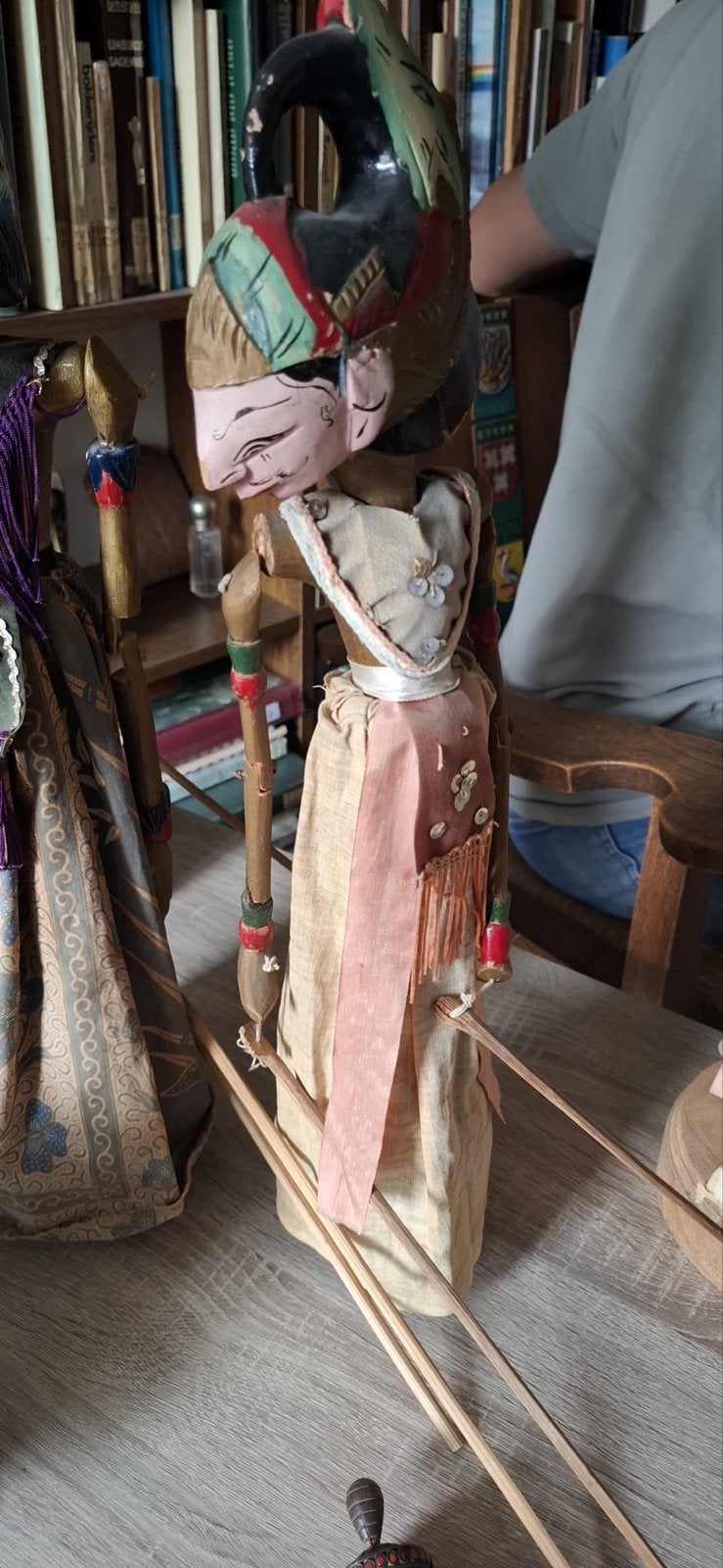 Vintage Wayang Golek pop - Handgemaakt houten beeld, Ophalen of Verzenden, 20 - 50 cm, Beeld, Hout