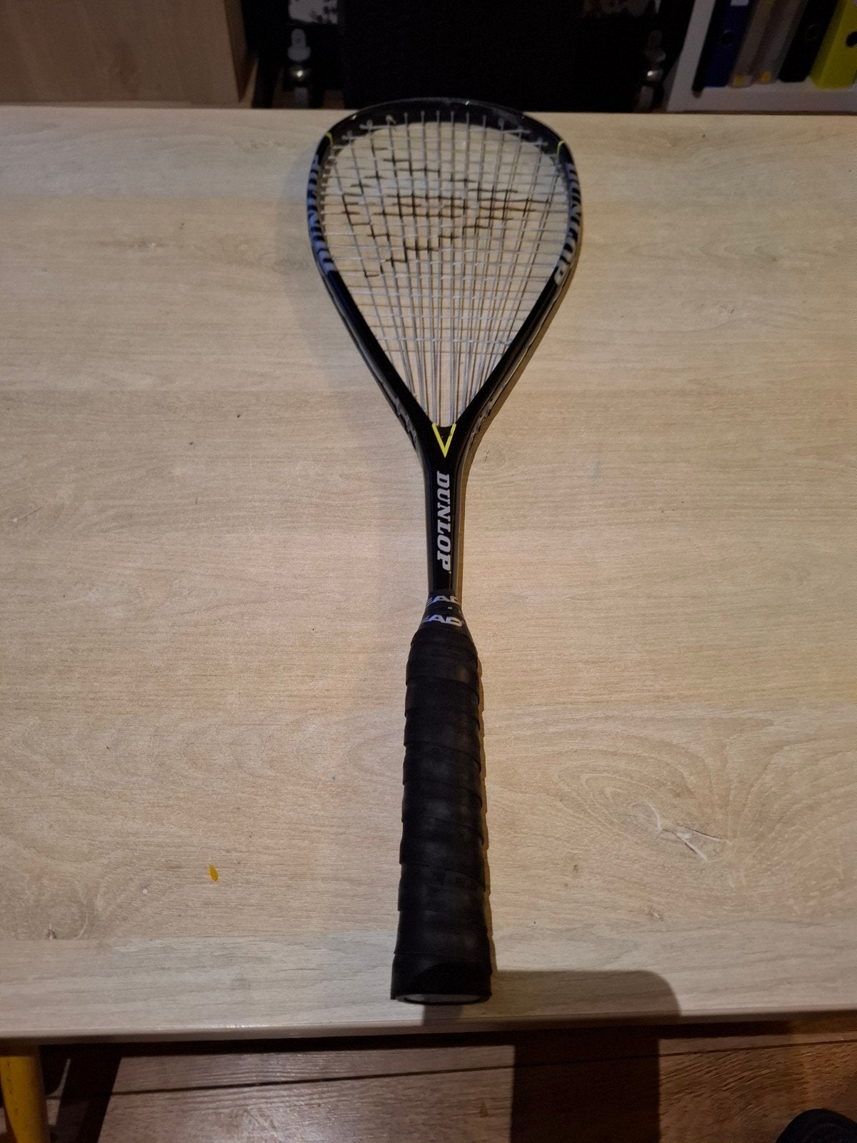 Dunlop Black Max Titanium Squash Racket, Onbekend, Ophalen of Verzenden, Onbekend, Gebruikt