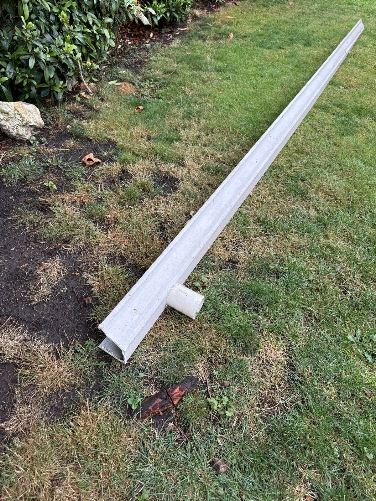Goot voor waterafvoer, beton, met afvoerbuis, Minder dan 75 liter, Ophalen of Verzenden, Gebruikt, Overige materialen