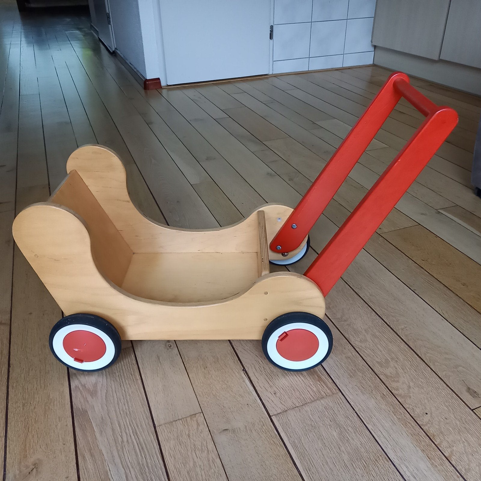 Houten loopwagen / poppenwagen, Ophalen of Verzenden, Gebruikt, Overige typen, Met wieltjes