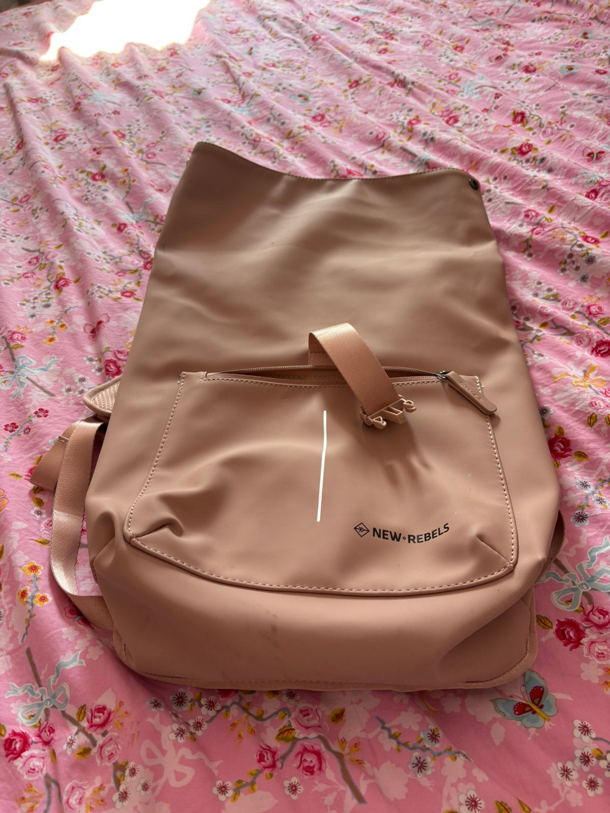 New Rebels roze rugzak, Ophalen of Verzenden, Zo goed als nieuw, Overige merken, 30 tot 45 cm
