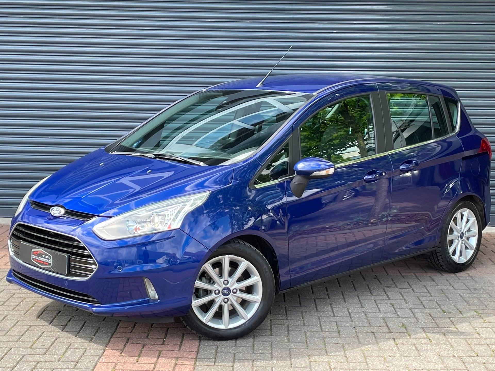Ford B-Max 1.0 EcoBoost Titanium Camera | Trekhaak | Navi |, Voorwielaandrijving, Gebruikt, Origineel Nederlands, Bedrijf