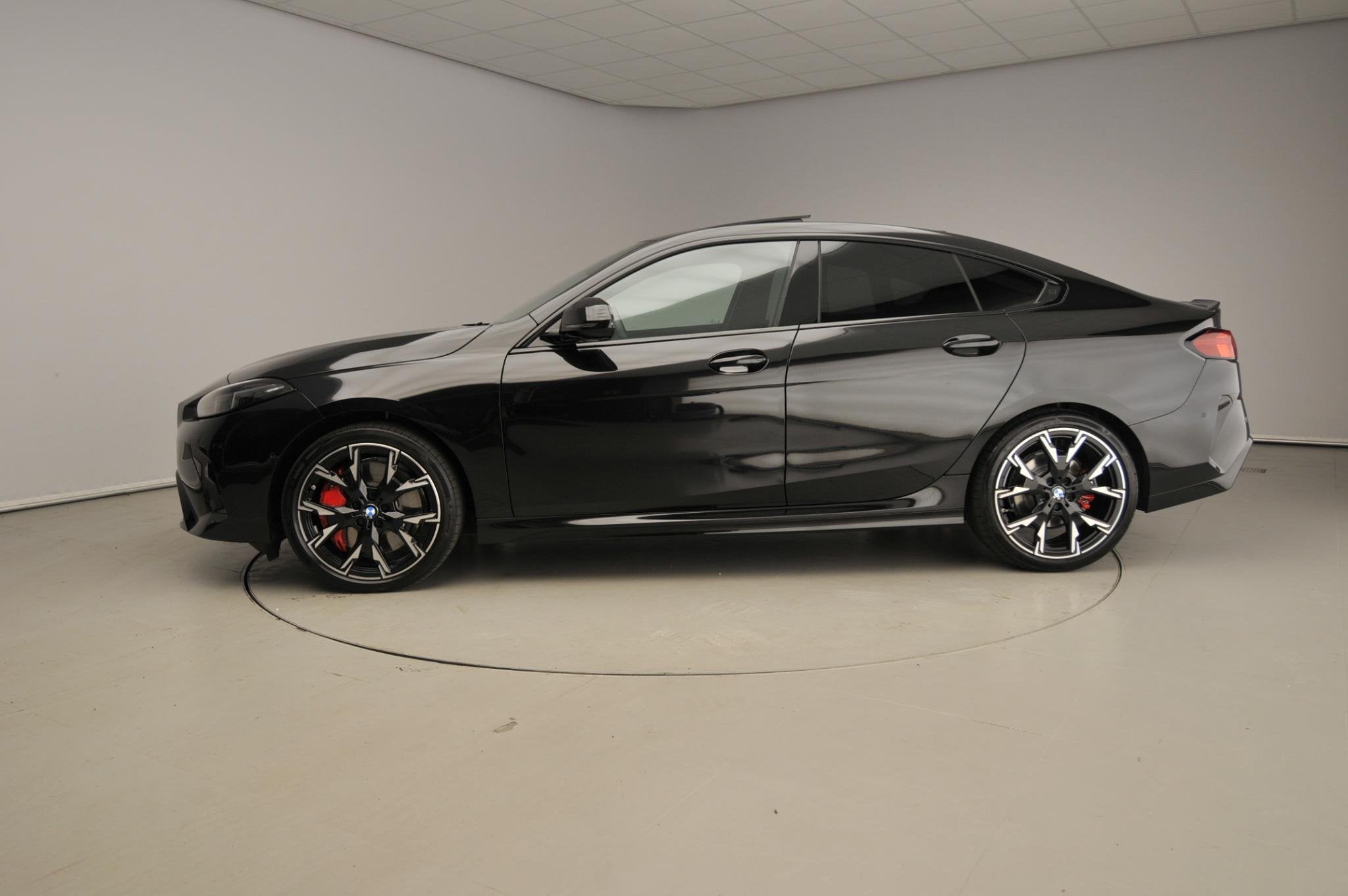 BMW 2 Serie Gran Coupé 220 | M-Sportpakket | LED | Navigati, Auto's, Dealer onderhouden, Gebruikt, Zwart, Origineel Nederlands