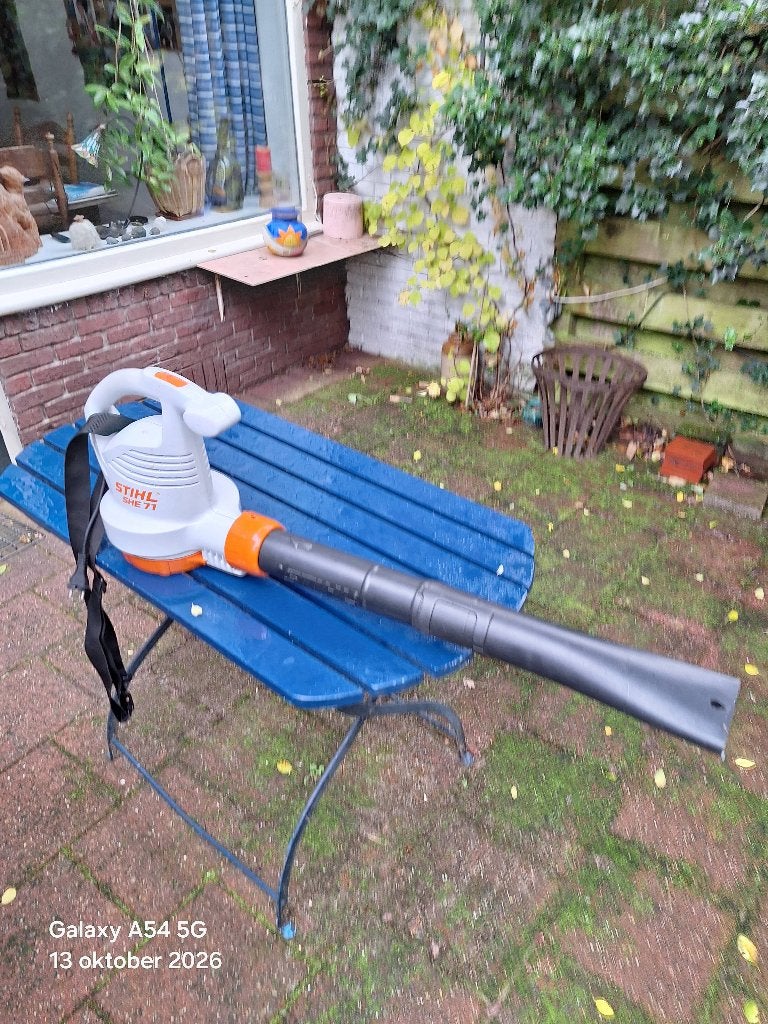 Stihl BGE 61 Bladblazer en Bladzuiger met opvangzak, Ophalen, Stihl, Met opvangzak, Handgedragen