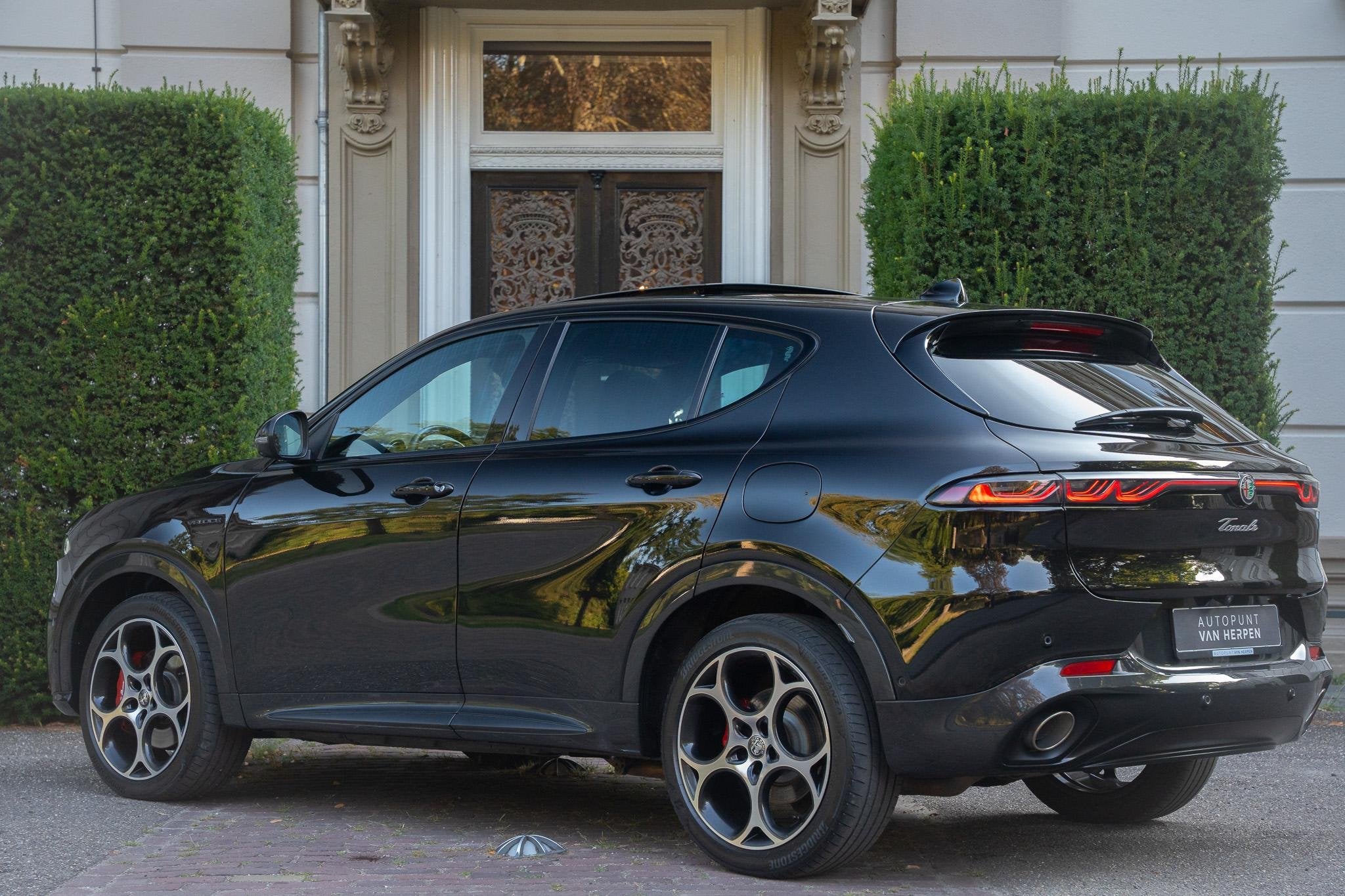 Alfa Romeo Tonale 1.3T PHEV Veloce PANO | 360 CAM | BLIND SP, Auto's, Alfa Romeo, Automaat, Dealer onderhouden, Euro 6, 4 cilinders
