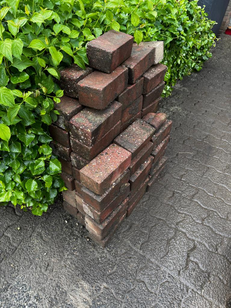 Gratis bakstenen af te halen, Ophalen, Gebruikt, Beton, Klinkers