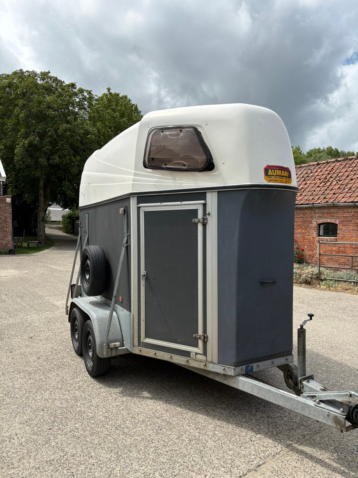 2 paards trailer 2-paards paardentrailer, Dieren en Toebehoren, Paarden en Pony's | Trailers en Aanhangwagens, Zo goed als nieuw