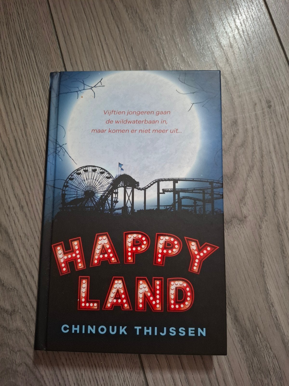 Happyland - Chinouk Thijssen (Jeugdboek), Ophalen