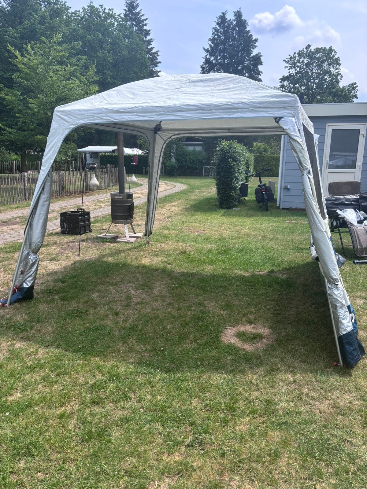 Quechua base arpenaz fresh afsluitbare partytent, Gebruikt, Opvouwbaar, Partytent, Minder dan 4 meter