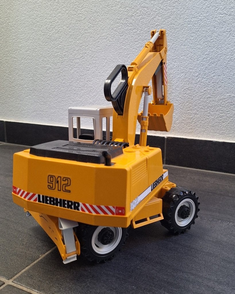 Graafmachine liebherr, Ophalen of Verzenden, Zo goed als nieuw