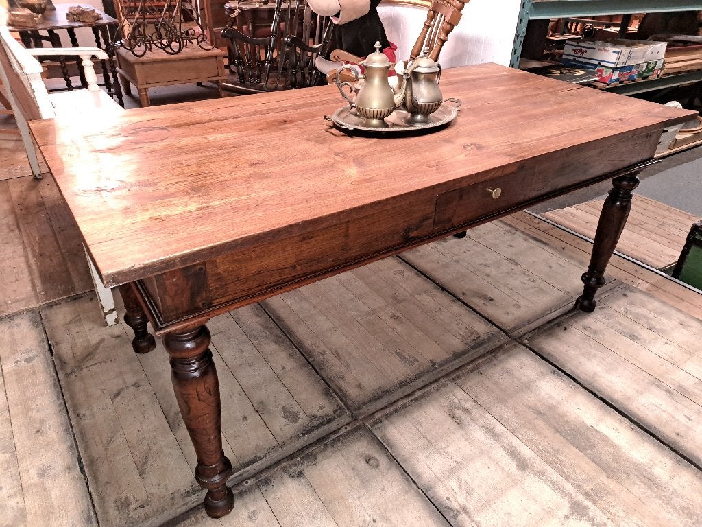 Echte antieke tafel 180 x 89 cm met wat kringen op het blad, Ophalen