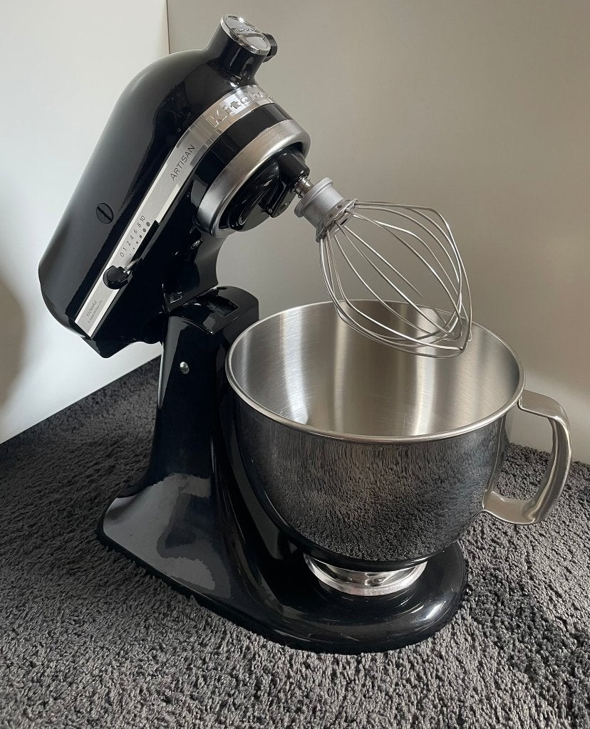 KitchenAid Artisan, Witgoed en Apparatuur, Keukenmixers, 4 liter of meer, Ophalen of Verzenden, Gebruikt, 3 snelheden of meer