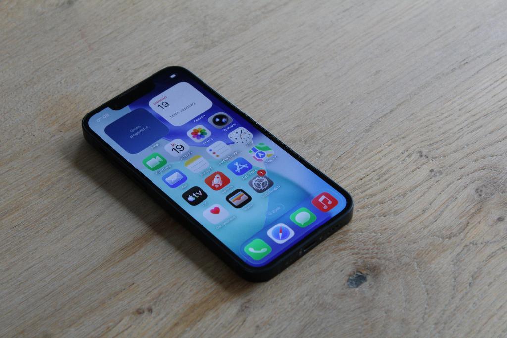 Apple iPhone 13 Mini - 128GB - Zwart | Batterij 100%, Apple, Zwart, Refurbished, IPhone 13