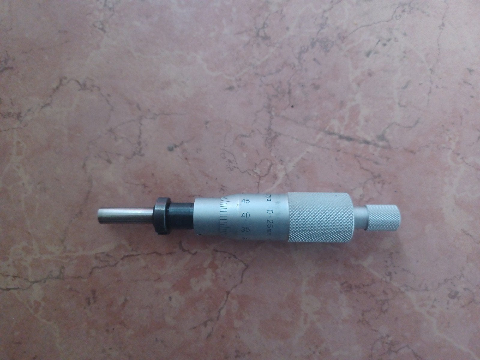 Mitutoyo inbouw micrometer 0-25mm, Ophalen of Verzenden, Zo goed als nieuw, Afstand