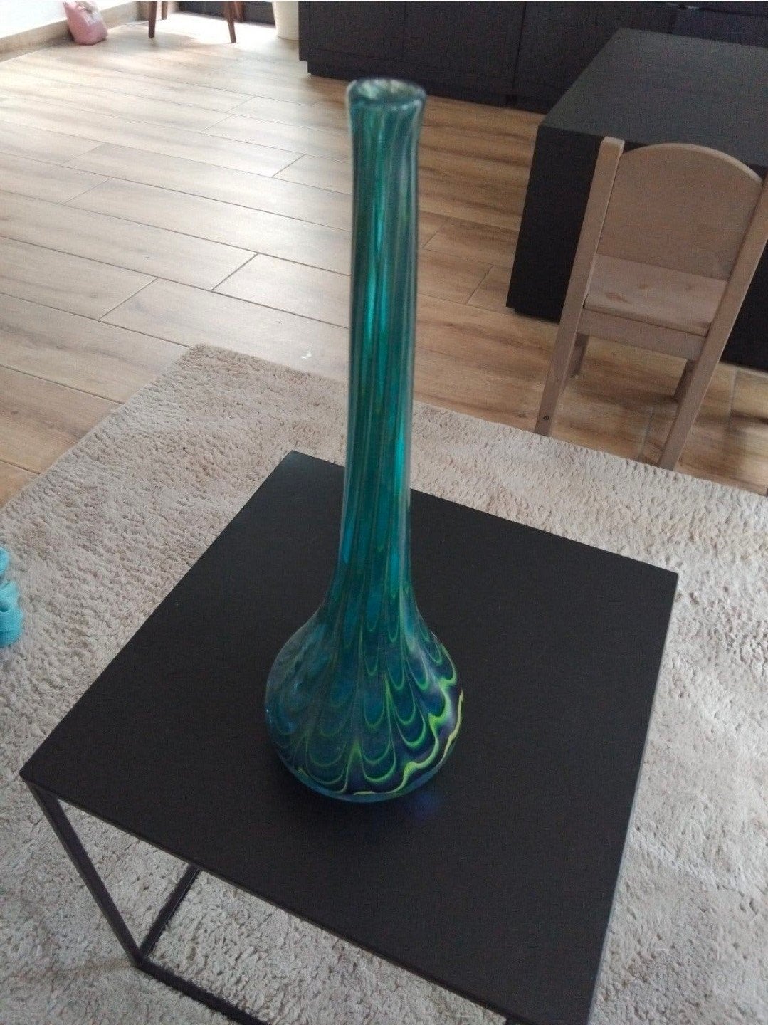 Murano glas hoge vaas mooie kleuren zoe foto Prijs €30, Ophalen of Verzenden