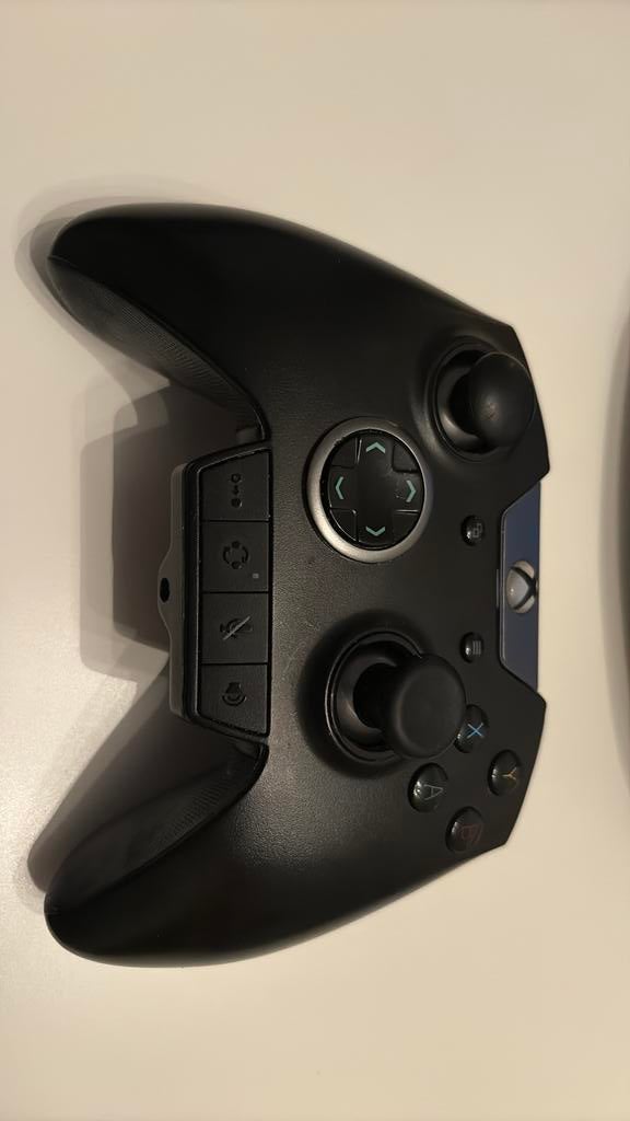 Razer Wolverine ultimate controller ( kapot ), Ophalen of Verzenden, Gebruikt