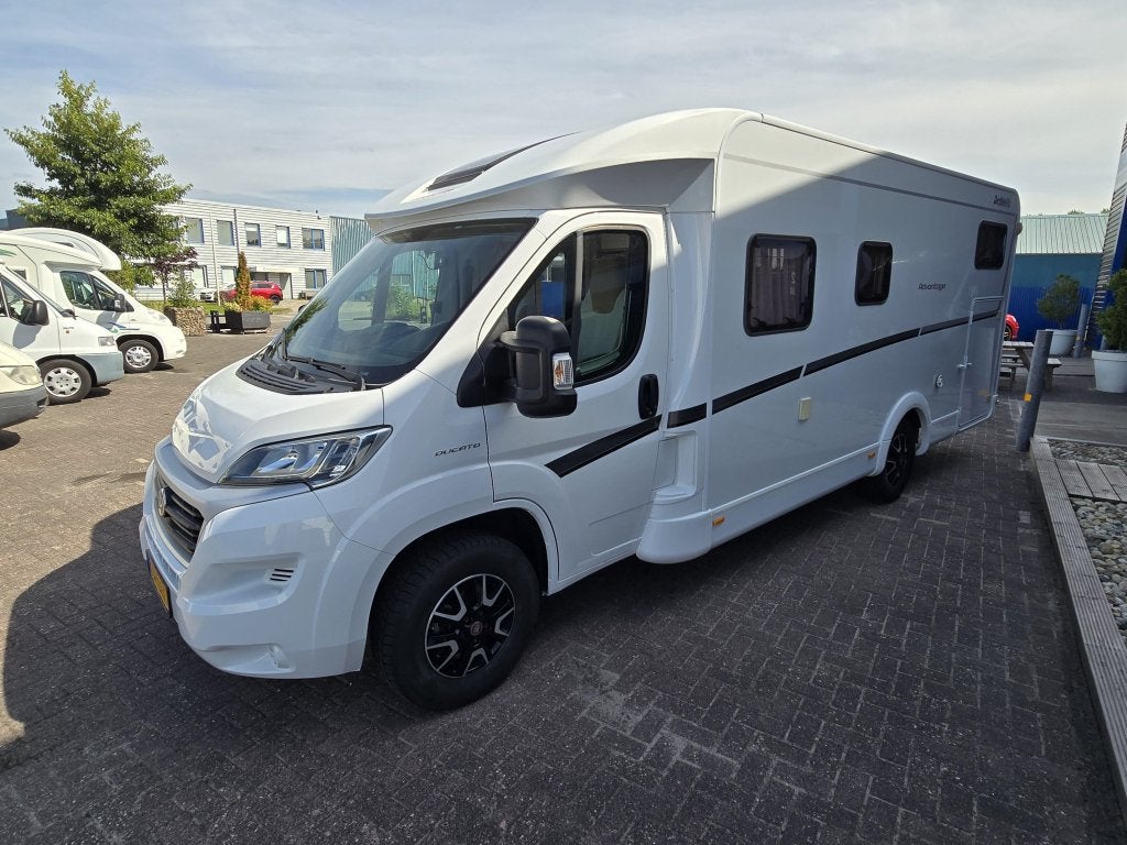 Dethleffs Advantage 7051 T BJ 2016, DakAirco,Enkele bedden., Caravans en Kamperen, Standaard zit, Ringverwarming, Fiat, 7 tot 8 meter
