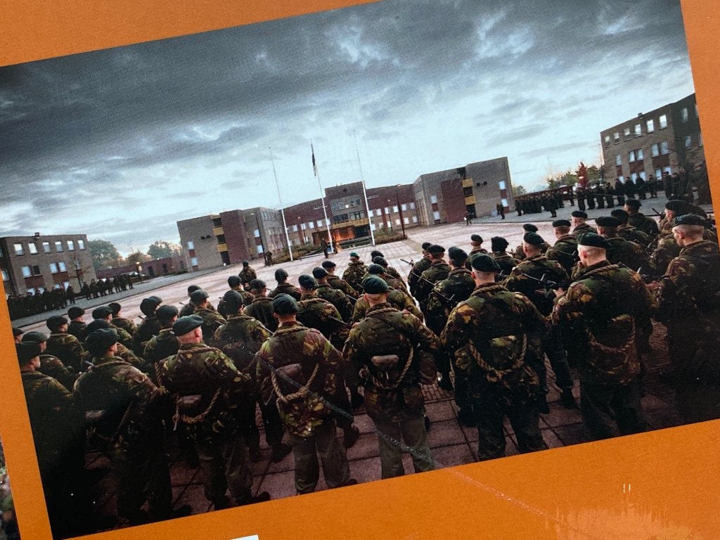 Callsign Nassau - Het moderne Korps Commandotroepen 89 2012, Niet van toepassing, Ophalen of Verzenden, Zo goed als nieuw, Overige onderwerpen