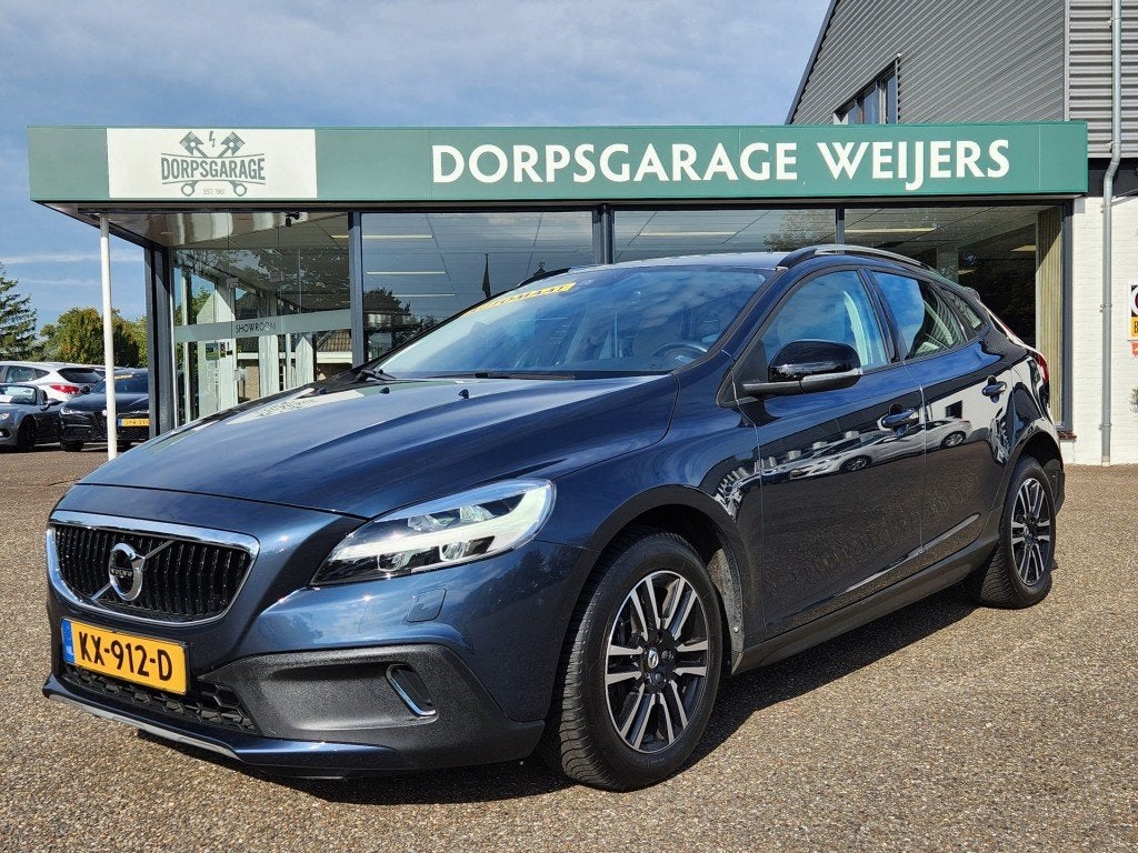 Volvo V40 CC Cross Country 1.5 T3 Momentum, Clima, Navi, 1e, Auto's, Verwarmde buitenspiegels, Blauw, Origineel Nederlands, 1500 kg