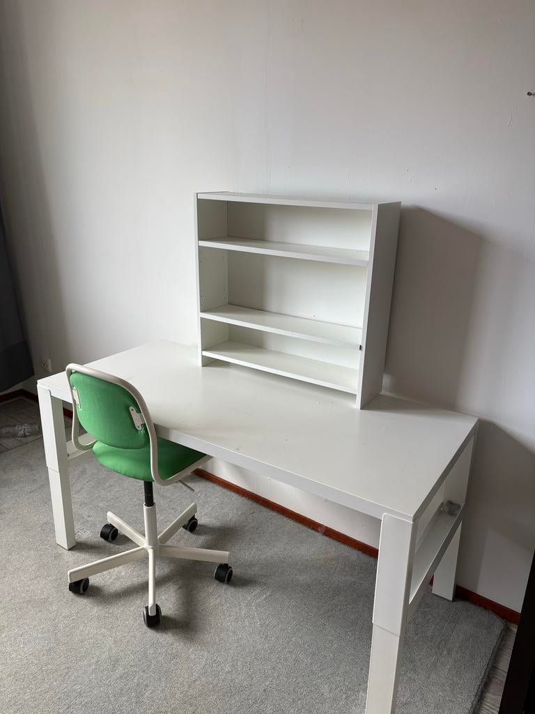 Ikea kinderbureau met stoel en opzetstuk, 128 cm breed, Ophalen, Gebruikt