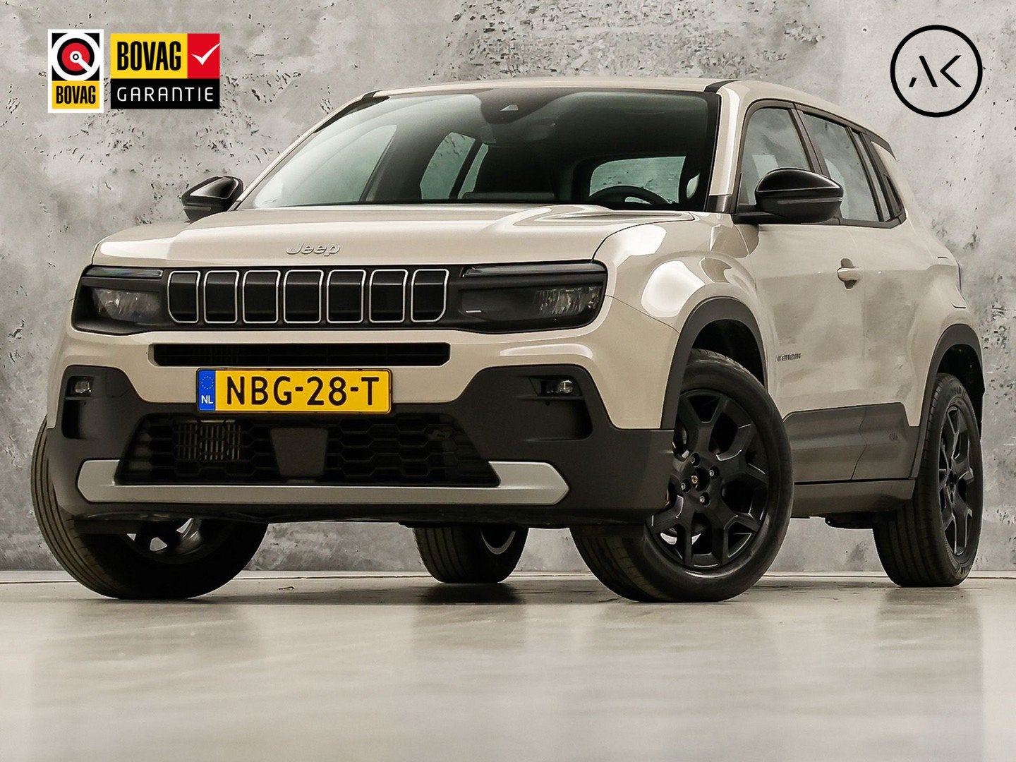Jeep Avenger 1.2 e-Hybrid Altitude Automaat (APPLE CARPLAY,, Auto's, 12 maanden, Gebruikt, 1199 cc, 620 kg