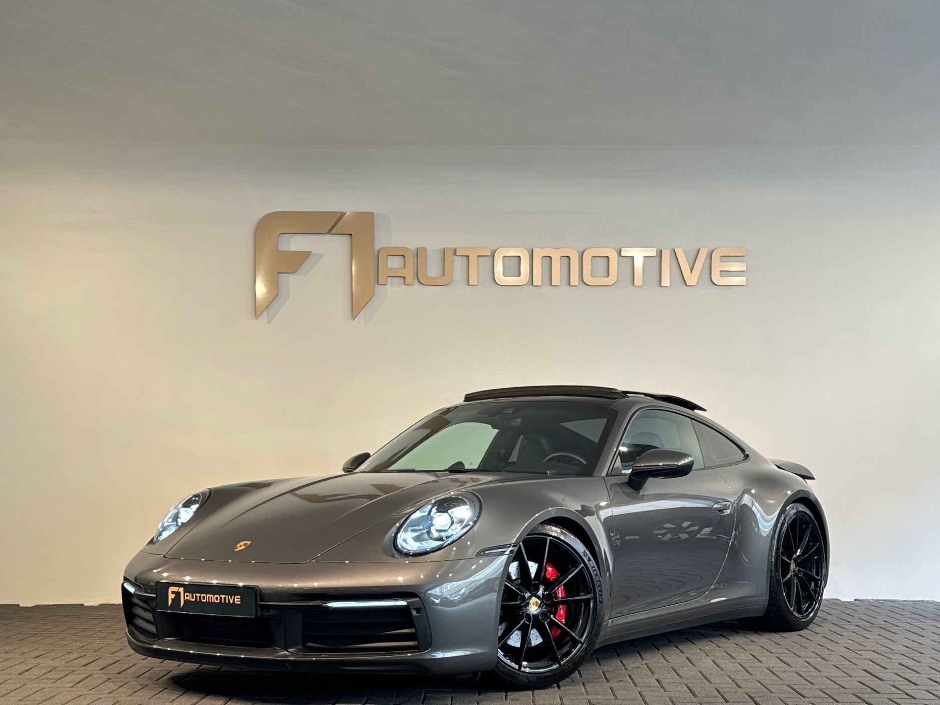 Porsche 911 3.0 Carrera S Pano|Sportuitlaat|NL Auto|Camera, Auto's, Automaat, Dealer onderhouden, Gebruikt, 4 stoelen