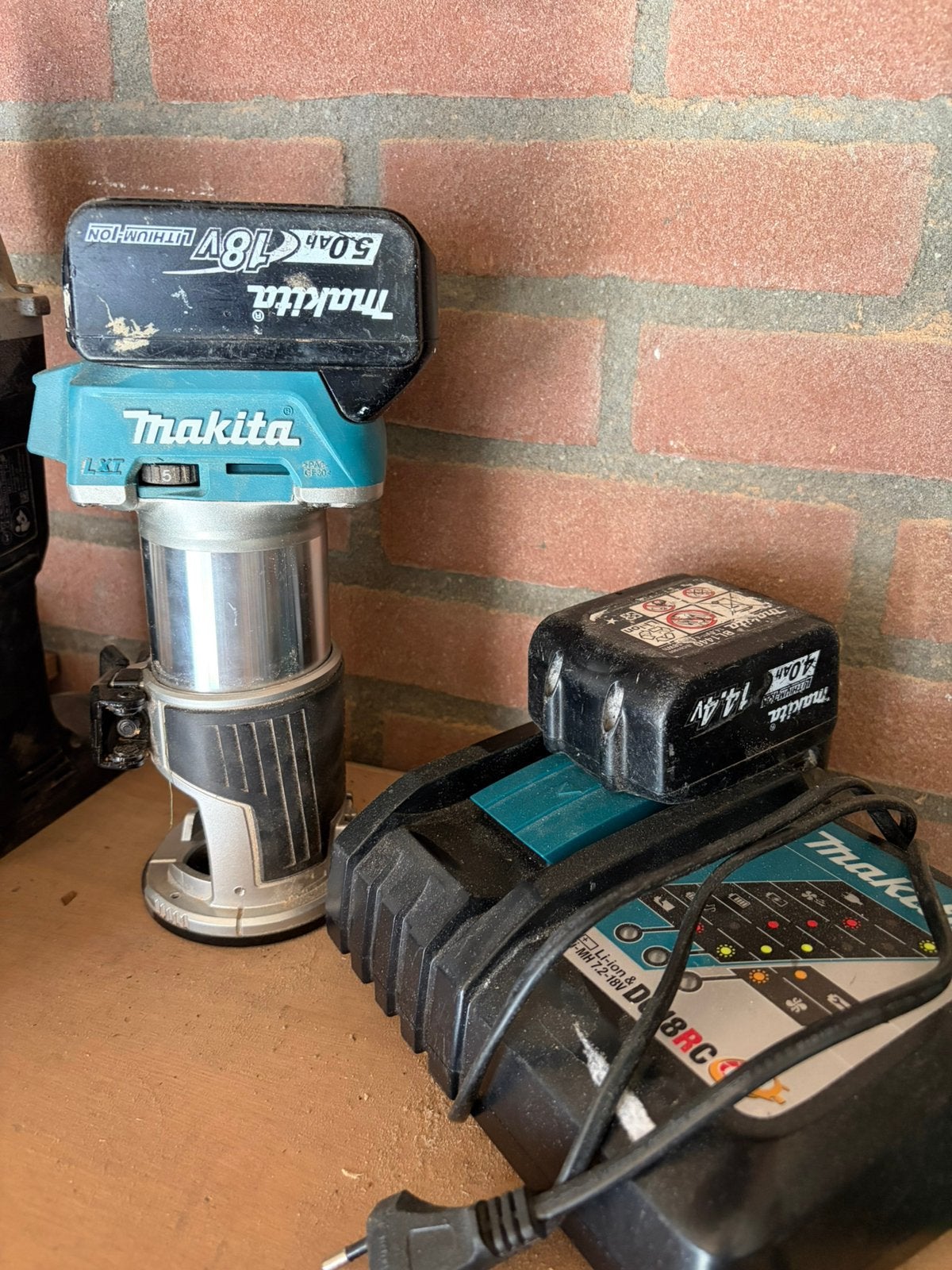 Makita kantenfrees, Ophalen, Zo goed als nieuw, Boor- en Schroefmachine