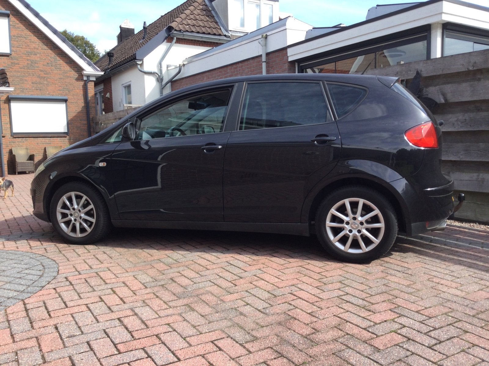 Seat Altea 1.9 TDI 77KW 2009 Klein defect, Auto's, Voorwielaandrijving, 1380 kg, 4 cilinders, Stoelverwarming