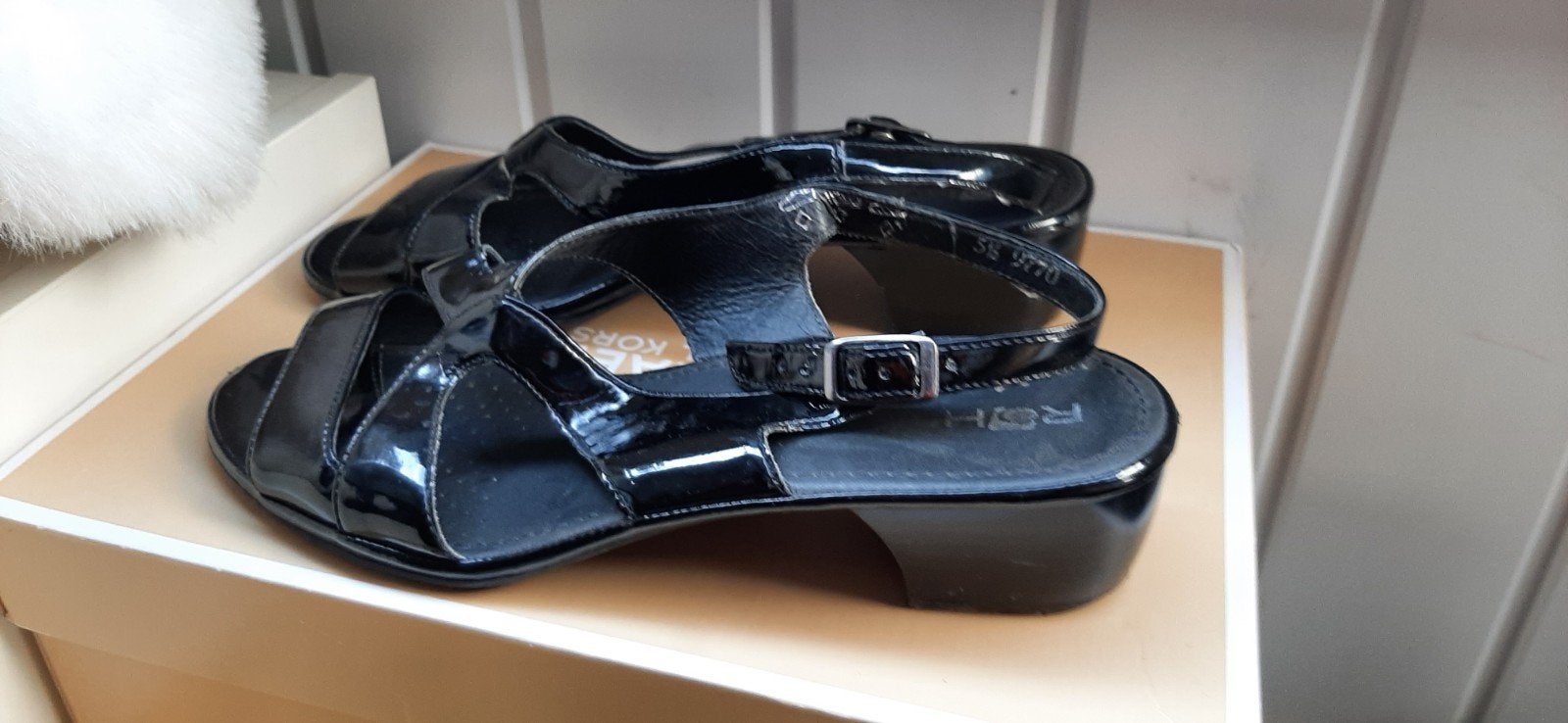 ROHDE warte lakleren sandalen met hak - Maat 38.5, Zwart, Rohde, Zo goed als nieuw, Sandalen of Muiltjes