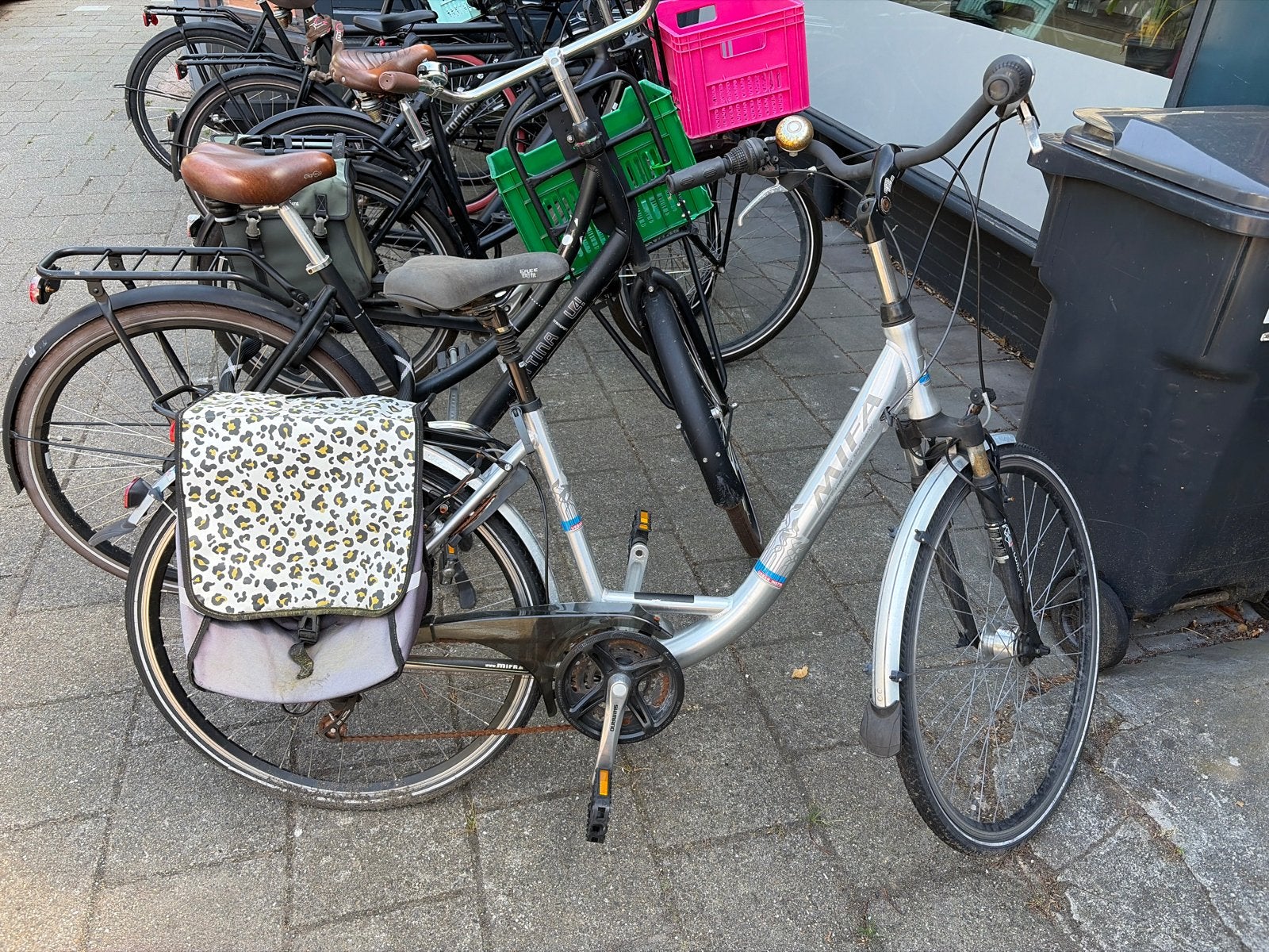 Stadfiets met onderhoudsbehoefte aan remmen, Fietsen en Brommers, Velgrem, Versnellingen, Ophalen, Overige merken